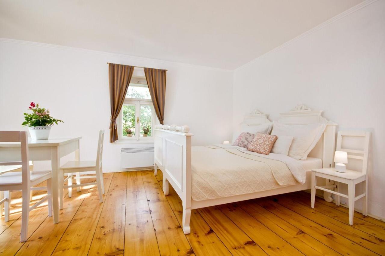 Apartmany U Rybnicku Kostelec nad Vltavou Екстериор снимка